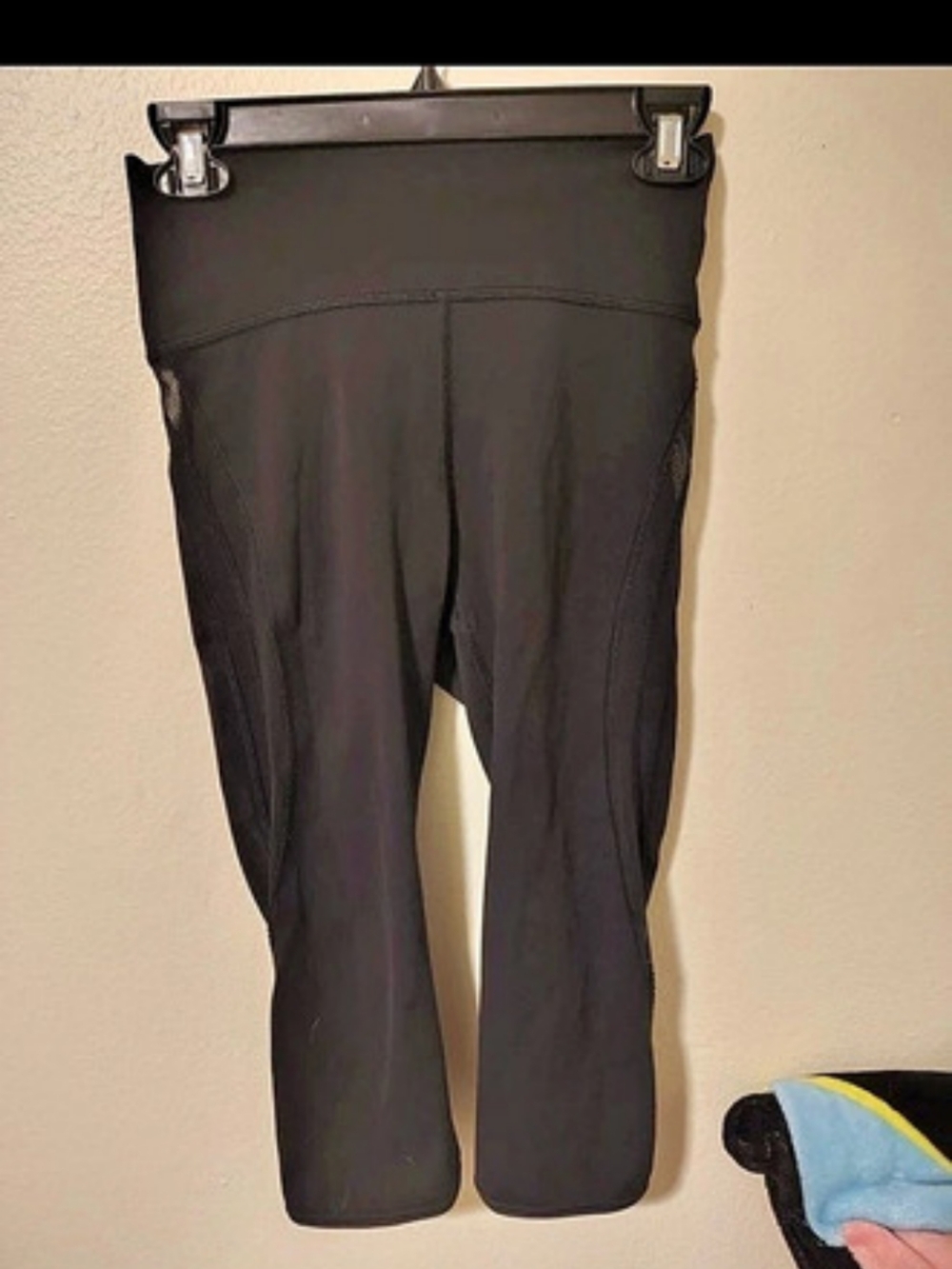 lululemon Wunder Under High-Rise Crop 23" *Updated Scallop Black Size 4